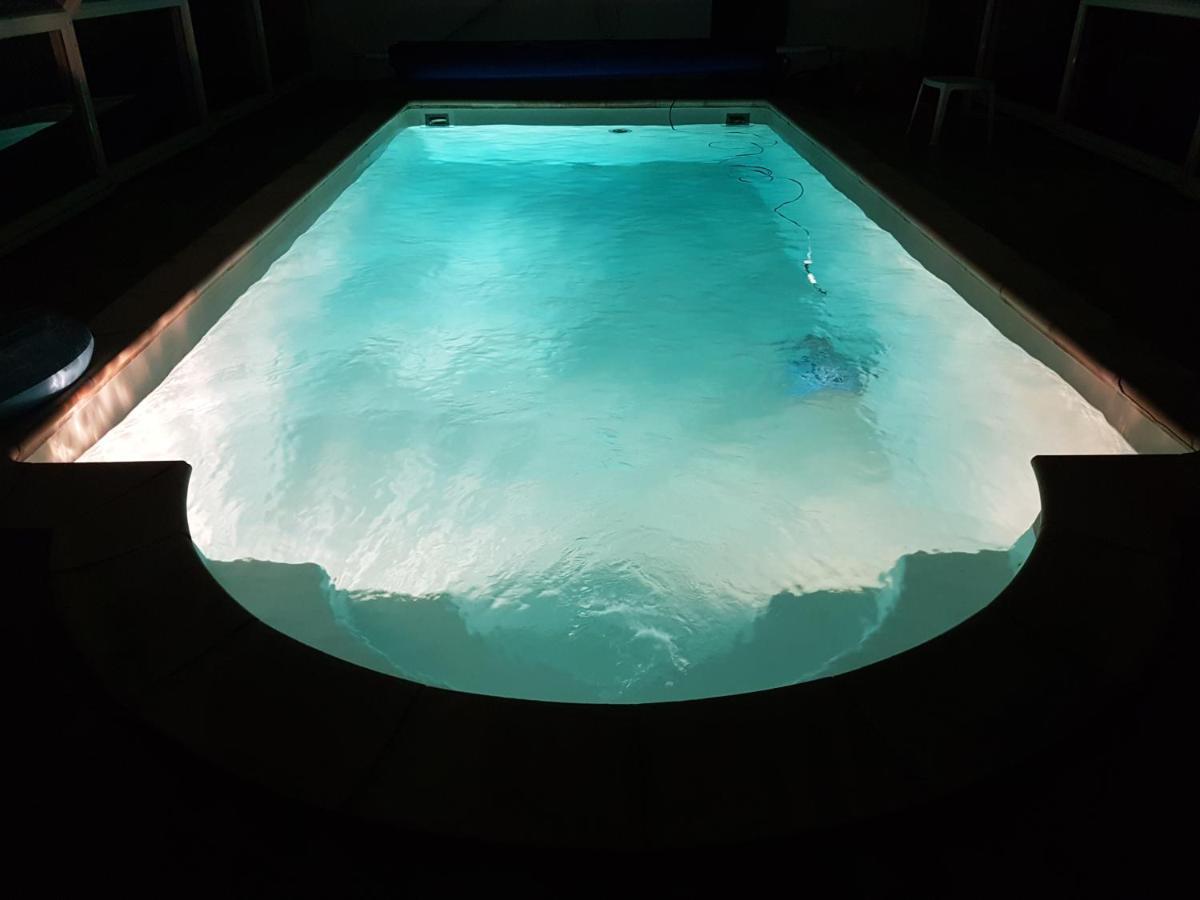 Ambition Zen Presles Hotel Presles  Kültér fotó